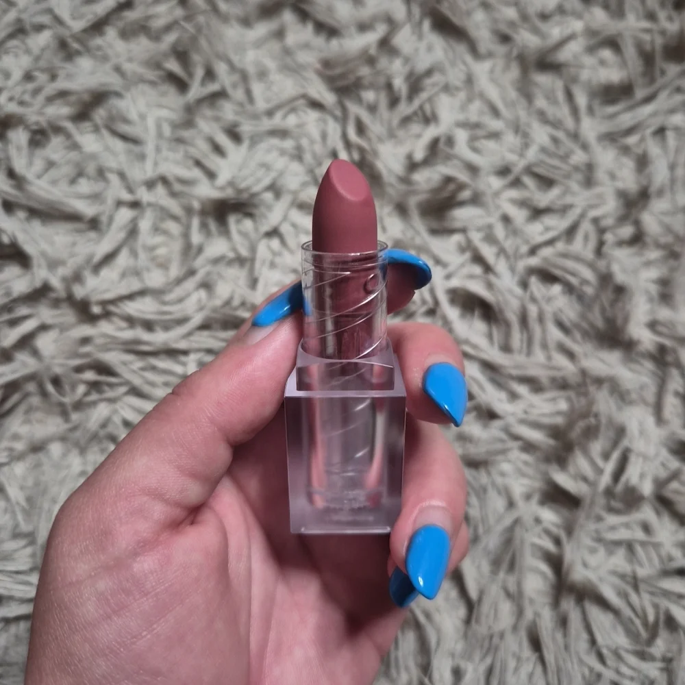 Lippy Bundle Guerlain Kiss Kiss Liquid Lipstick L368 Charming Matte Joah ✨️💫